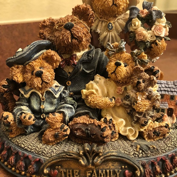 Boyd’s Bears Family. Limited Edition - Picture 2 of 4